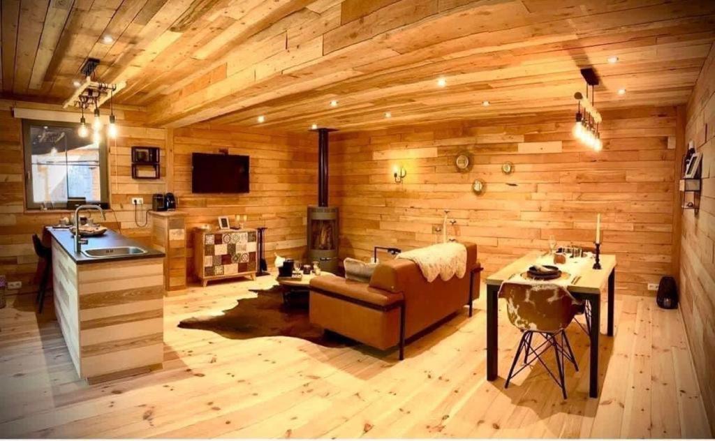 Le Sanglier Amoureux Bed & Breakfast *